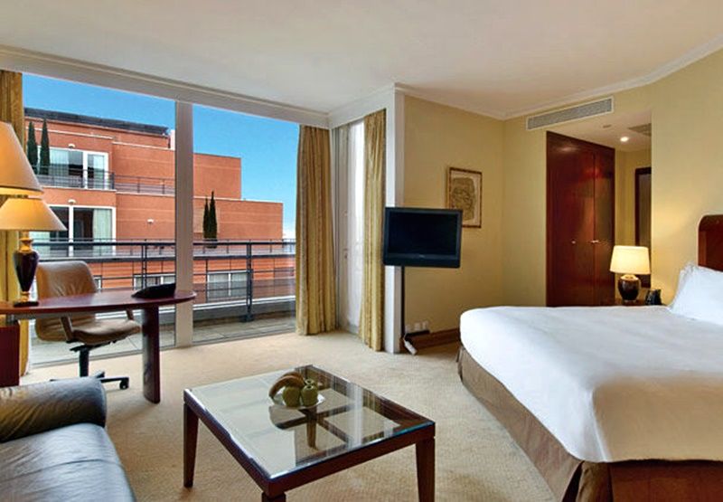 Hotel Marriott Cite Internationale 4*